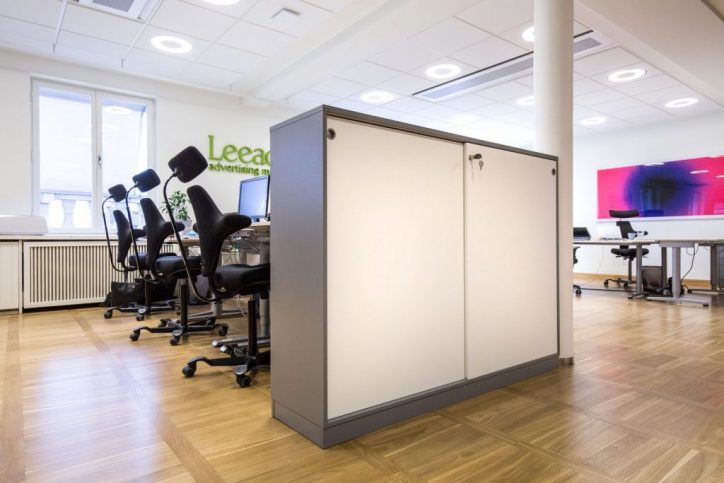 gallery image for a posttype: reference