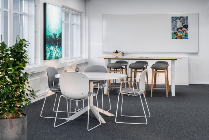 gallery image for a posttype: reference