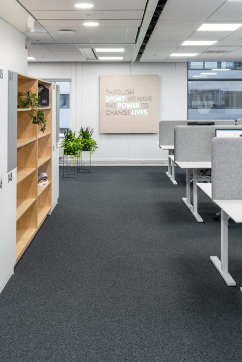 gallery image for a posttype: reference