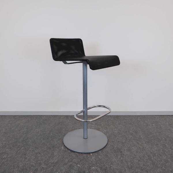 Huvudbild för Barstol Millibar