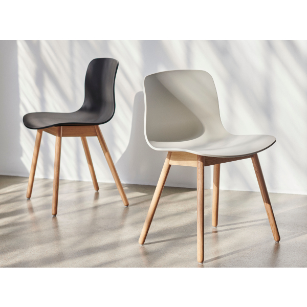 Galleribild #2 för Stol About a chair AAC12