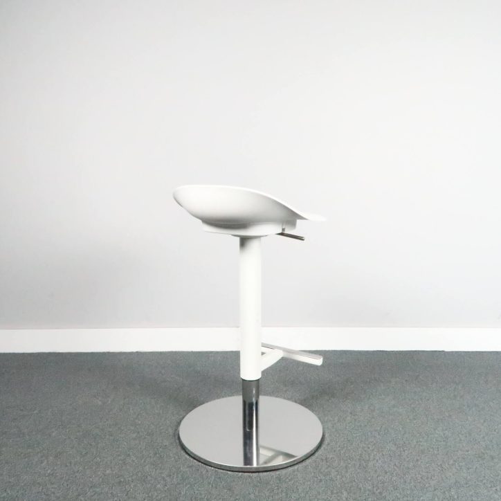 Galleribild #2 för Barstol