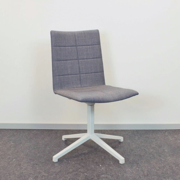 Huvudbild för Konferensstol Archal Medium