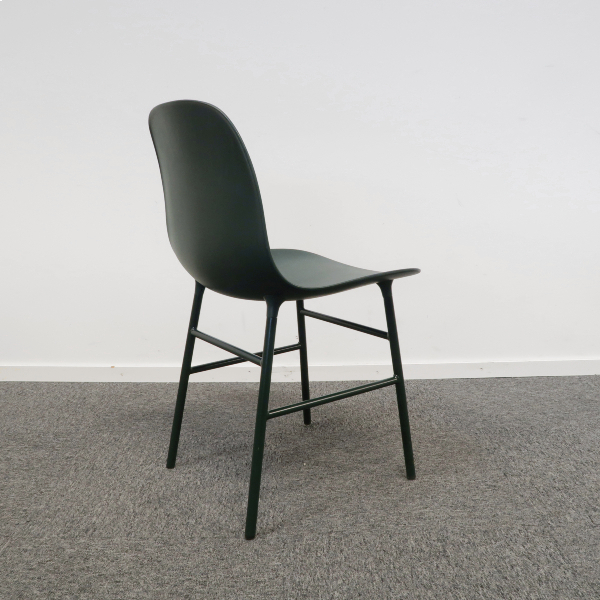 Galleribild #2 för Caféstol Form Chair Steel