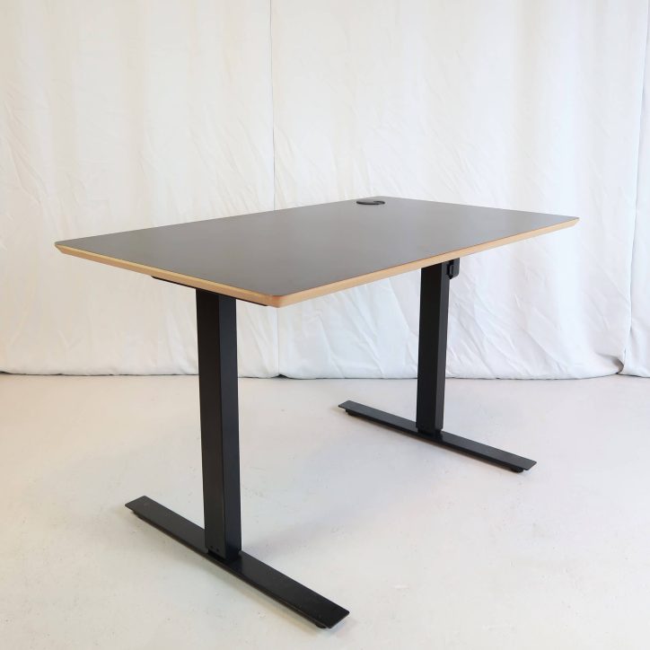 Huvudbild för Höj- och sänkbart skrivbord 1200mm