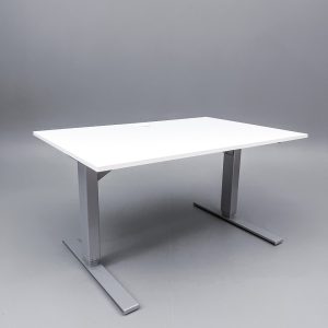 Höj- och sänkbart skrivbord 1200mm