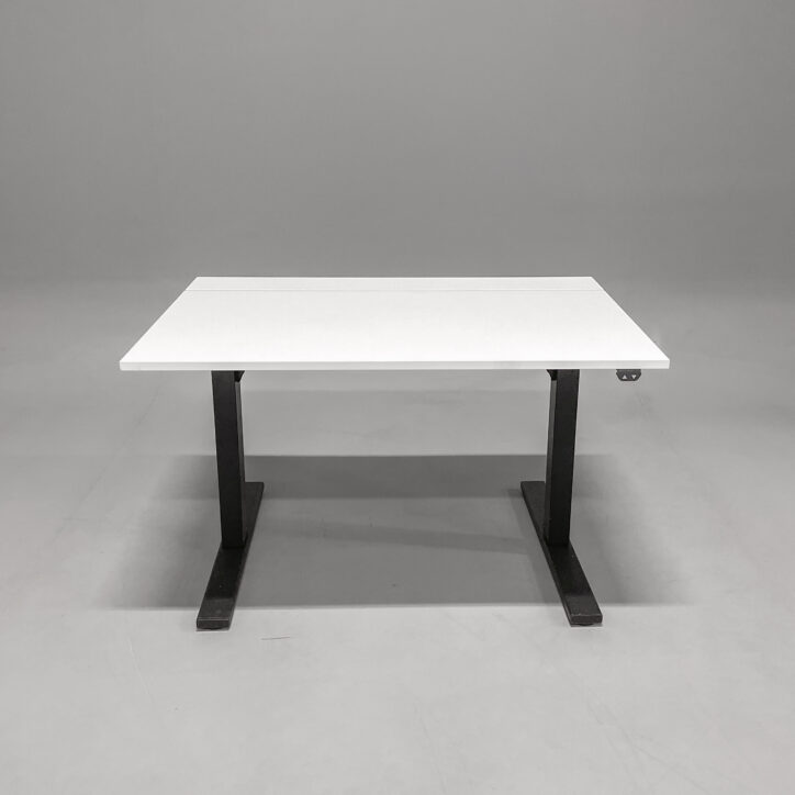 Galleribild #1 för Kontorsgrupp 4 personer – Webbkampanj