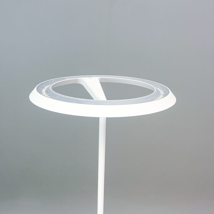 Galleribild #1 för Golvlampa W126