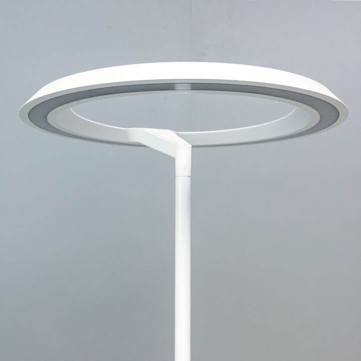Galleribild #2 för Golvlampa W126