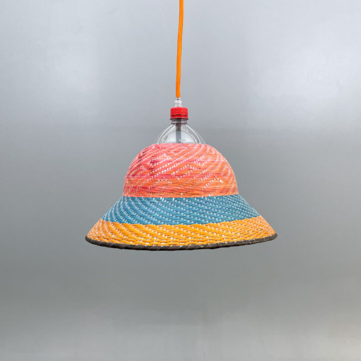 Begagnad pendelarmatur PET Lamp Eperara Siapidara LA Rekomo.se