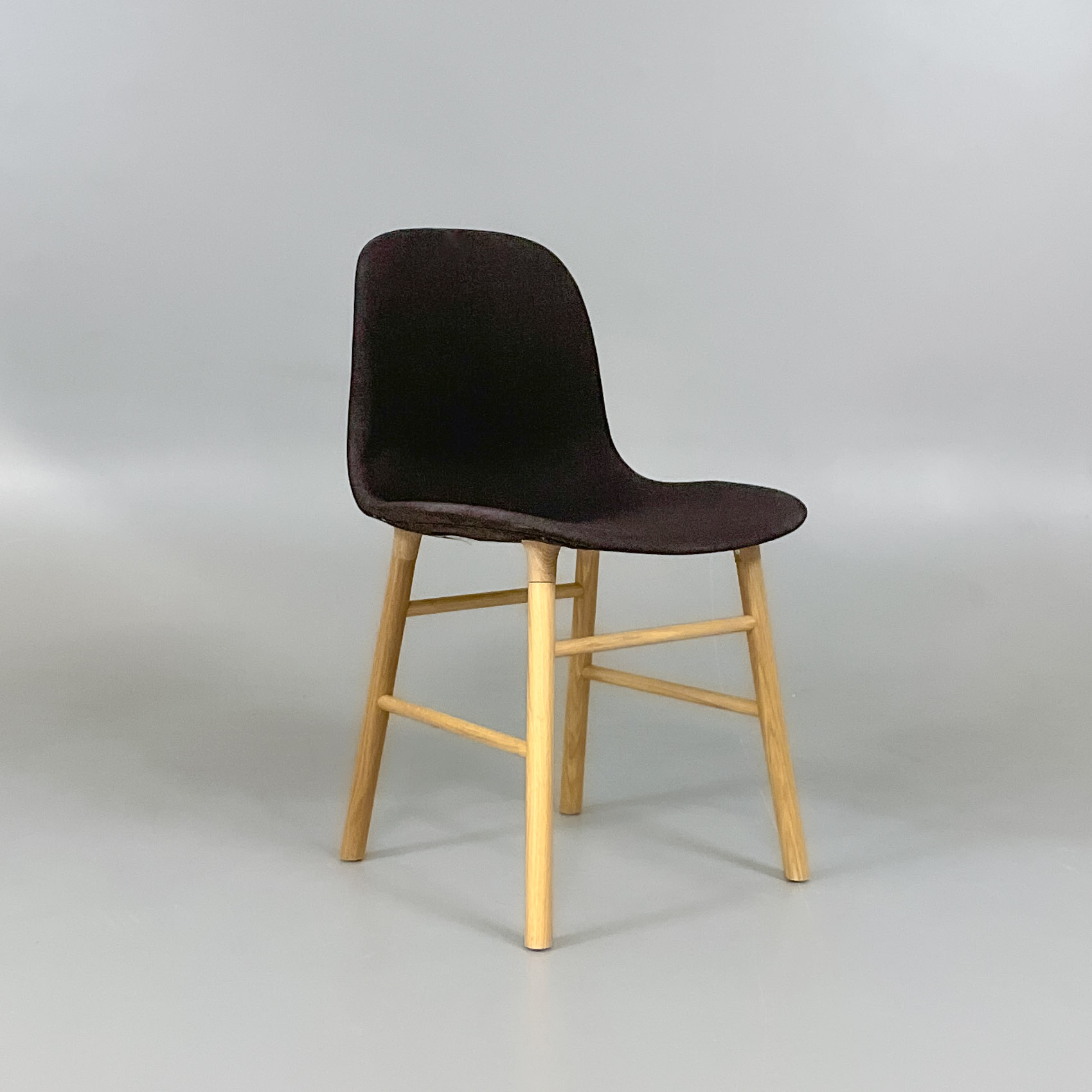 Caféstol Form Chair