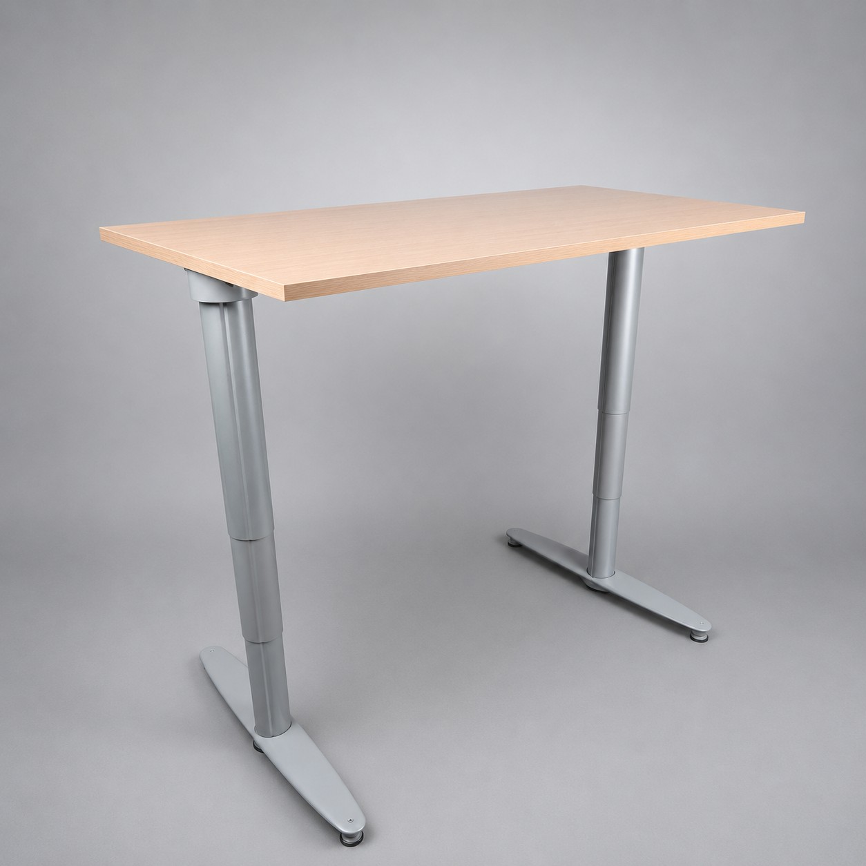 Galleribild #2 för Höj- och sänkbart skrivbord Serie T 1200mm – ek