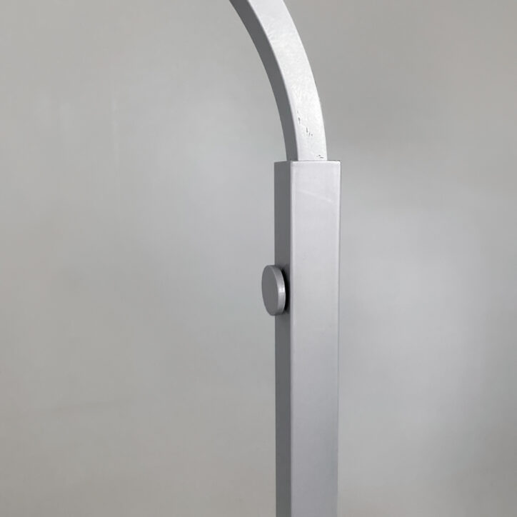 Galleribild #3 för Golvlampa Qrokus