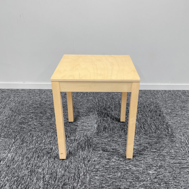 Galleribild #1 för Pall Skandinavia Jakkara Stool