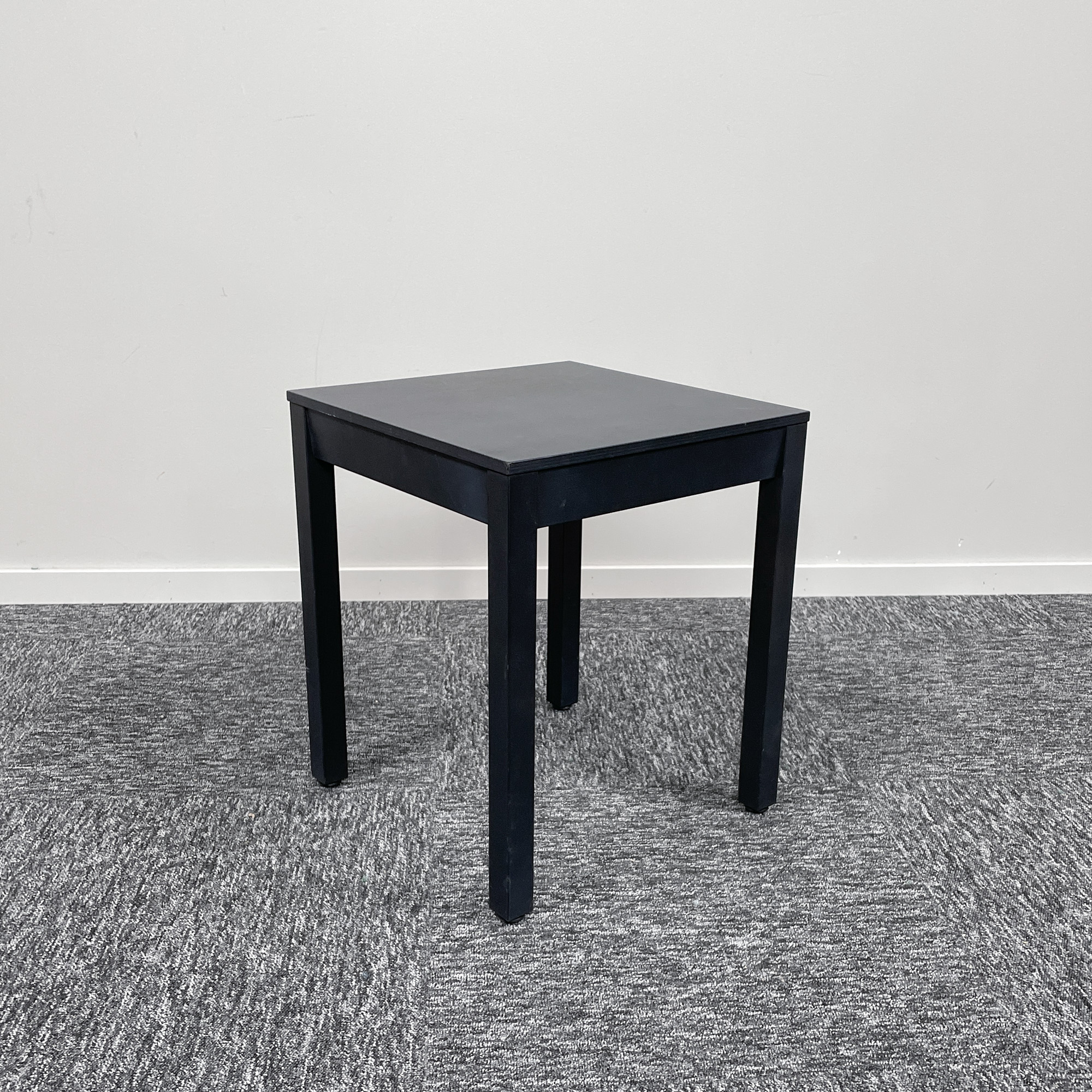 Pall Skandinavia Jakkara Stool