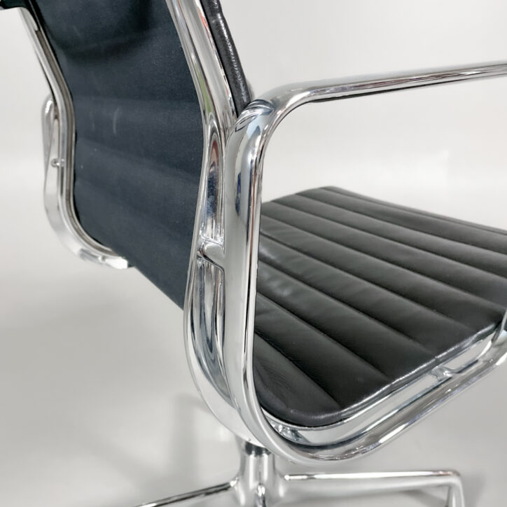 Galleribild #6 för Konferensstol Aluminium Group EA 108