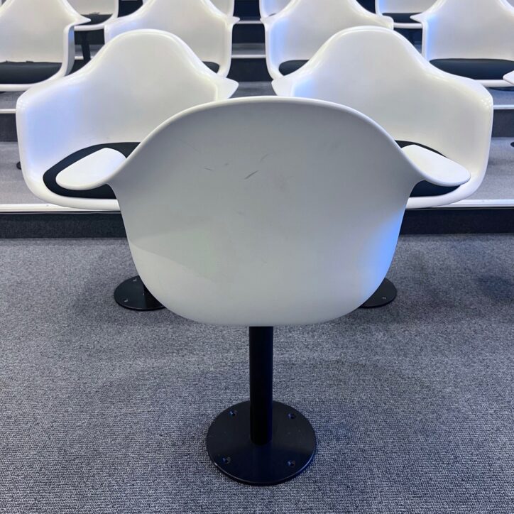 Galleribild #6 för Konferensstol Eames Plastic Armchair
