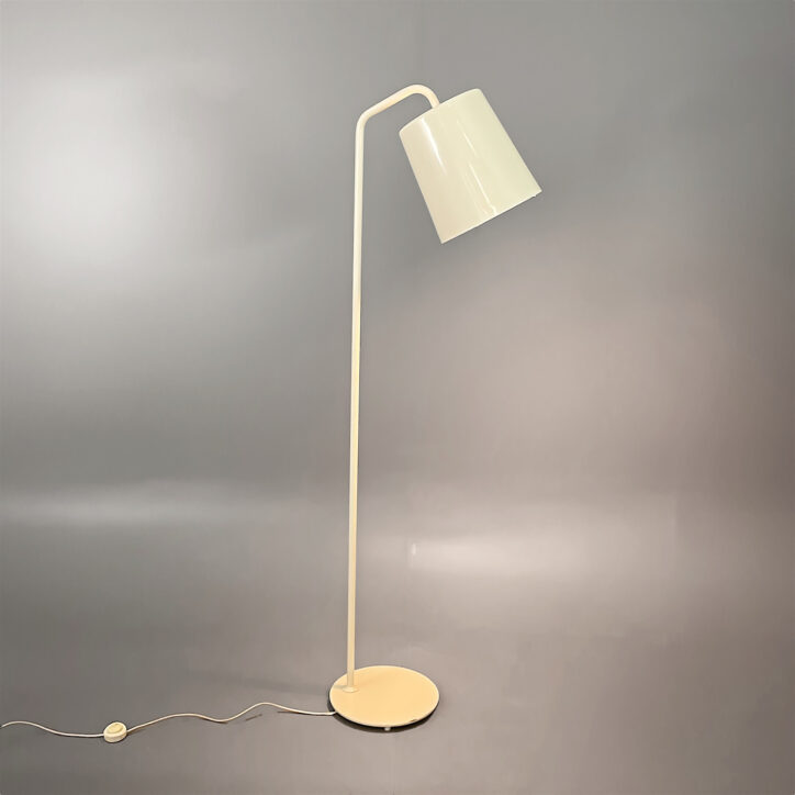 Galleribild #1 för Golvlampa Hide