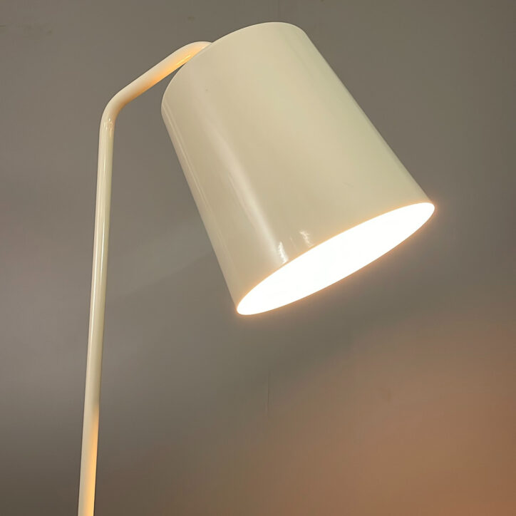 Galleribild #3 för Golvlampa Hide