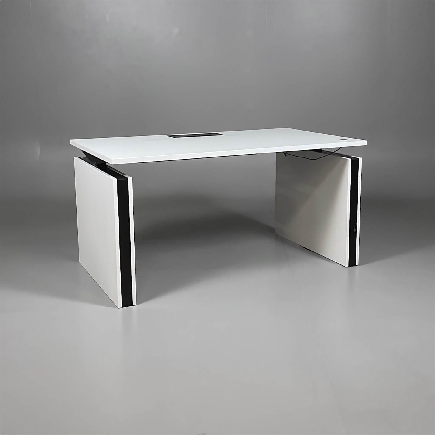 Höj- och sänkbart skrivbord 1400mm