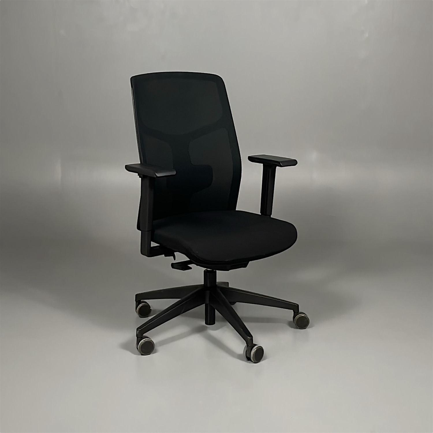 Begagnad Kontorsstol EFG Yoyo Rekomo begagnad-kontorsstol-efg-yoyo-rekomo