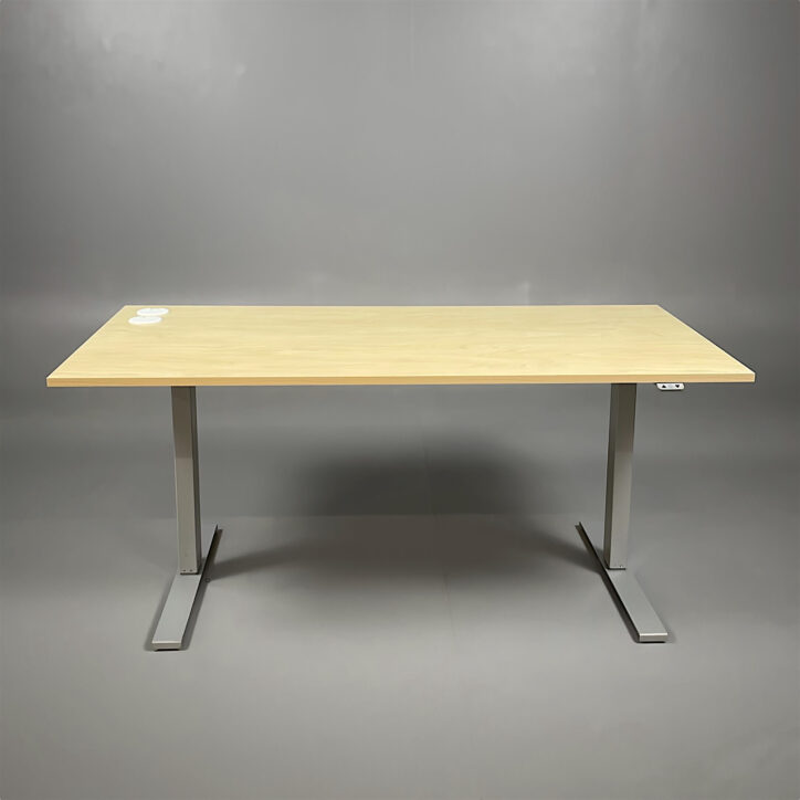 Galleribild #1 för Höj- och sänkbart skrivbord 1600mm