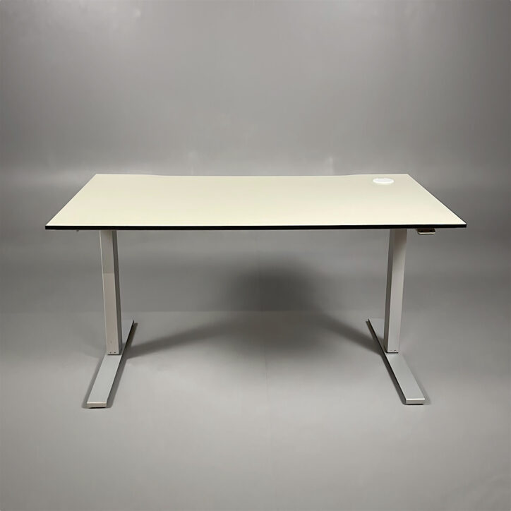 Galleribild #1 för Höj- och sänkbart skrivbord 1400mm
