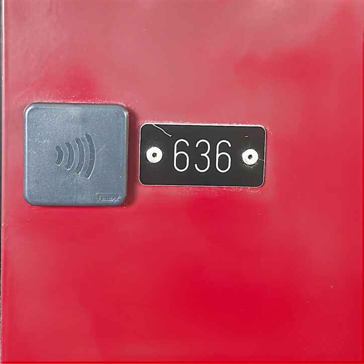 Galleribild #4 för Personalskåp RFID-lås 6 luckor