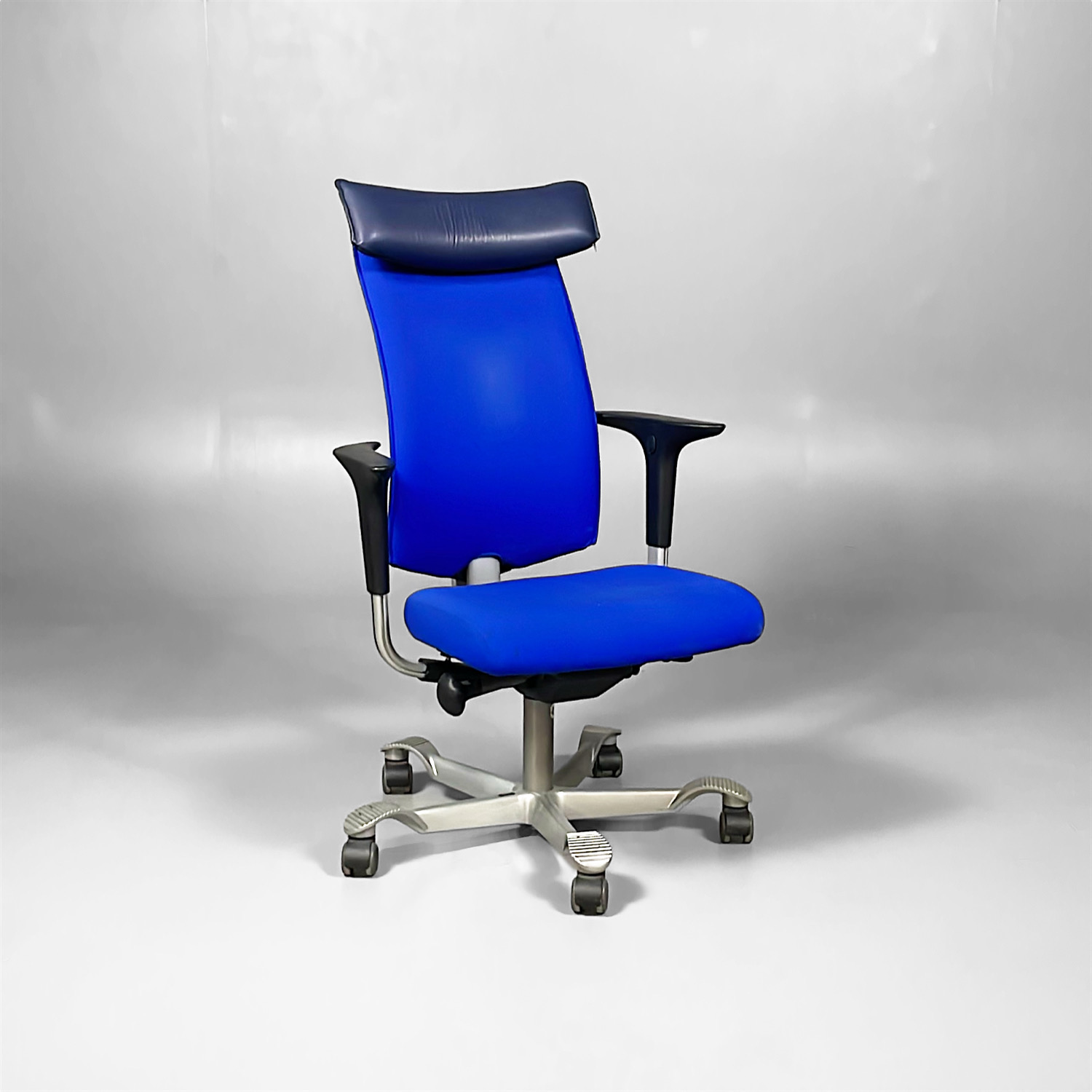 Kontorsstol H05