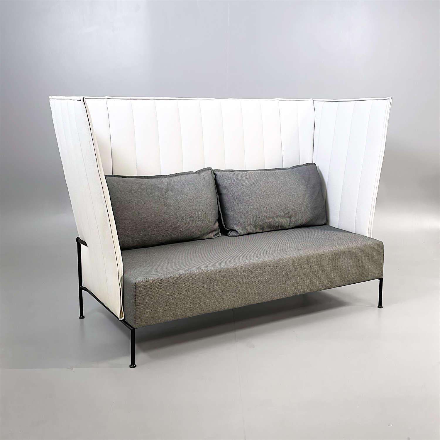 Soffa Tyst Resolve
