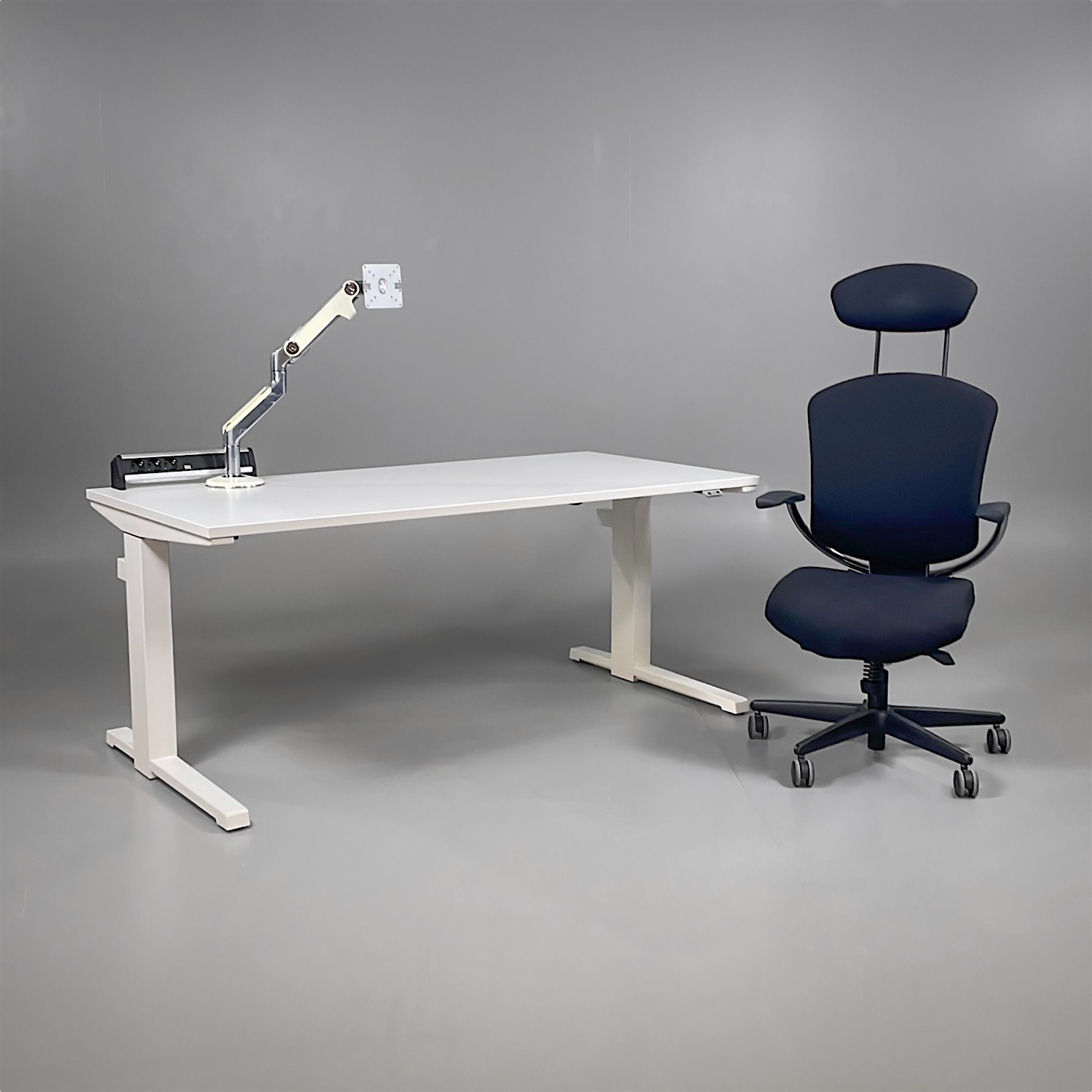 Kontorsgrupp Steelcase/Maxikon -1600mm