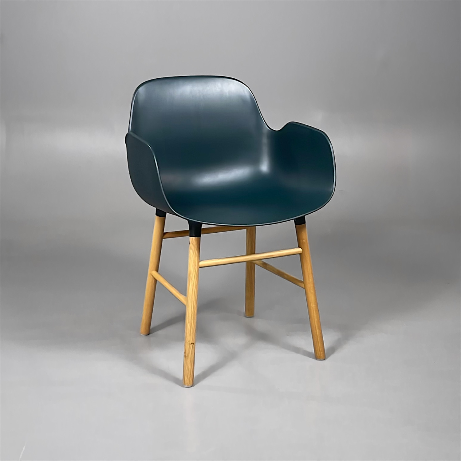 Caféstol Form Armchair