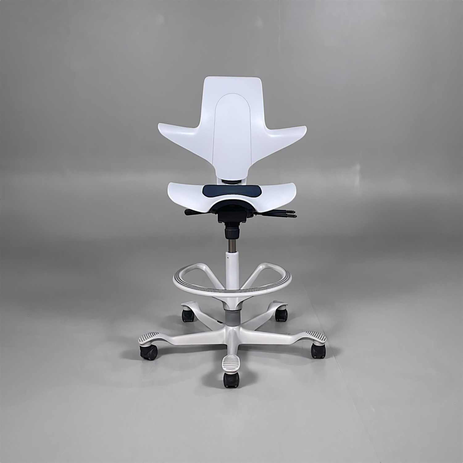 Galleribild #1 för Sadelstol Capisco Puls 8010