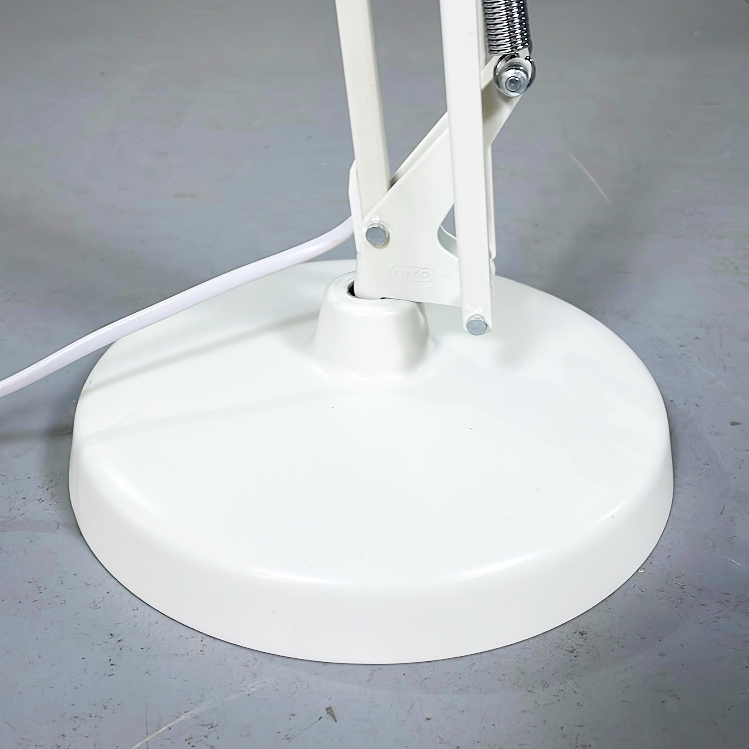 Galleribild #4 för Skrivbordslampa L-1