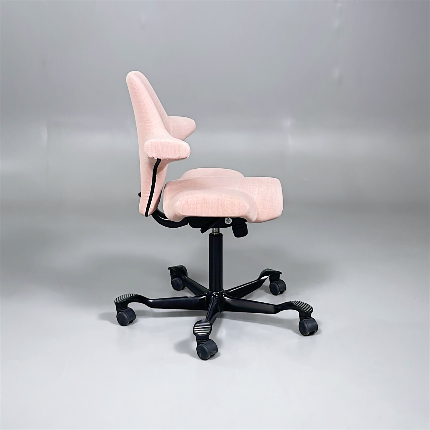 Galleribild #2 för Sadelstol Capisco 8106