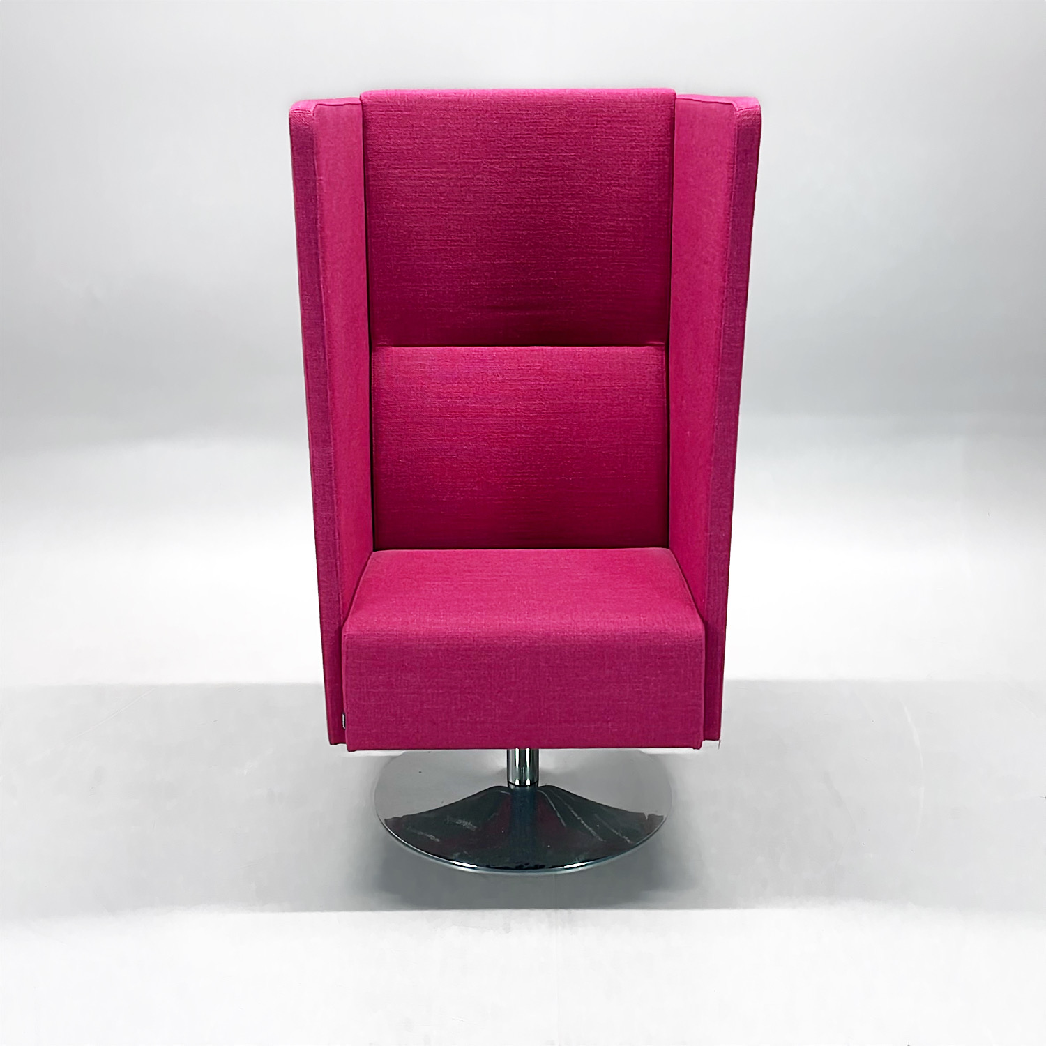 Galleribild #1 för Fåtölj Tyst Monolite