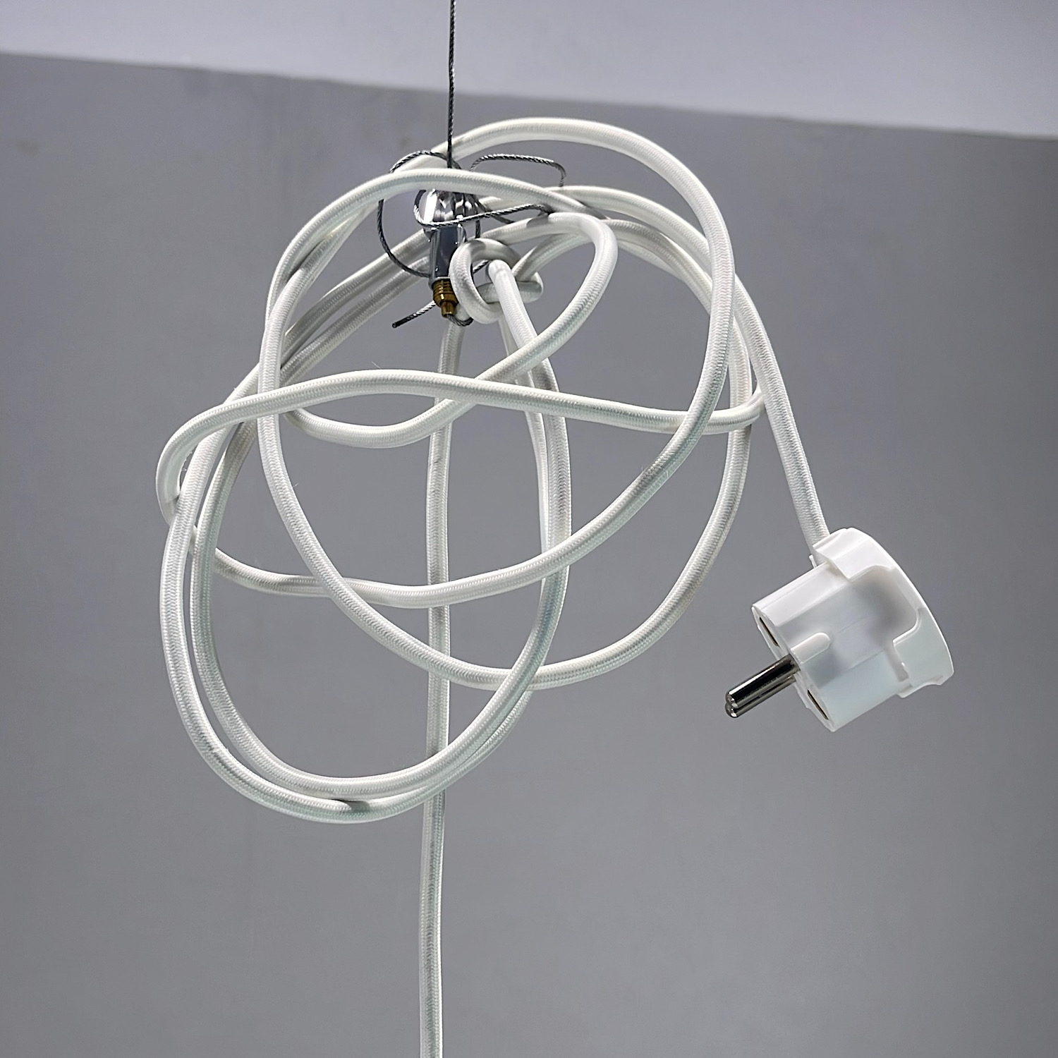 Galleribild #6 för Taklampa Dancing Pendant