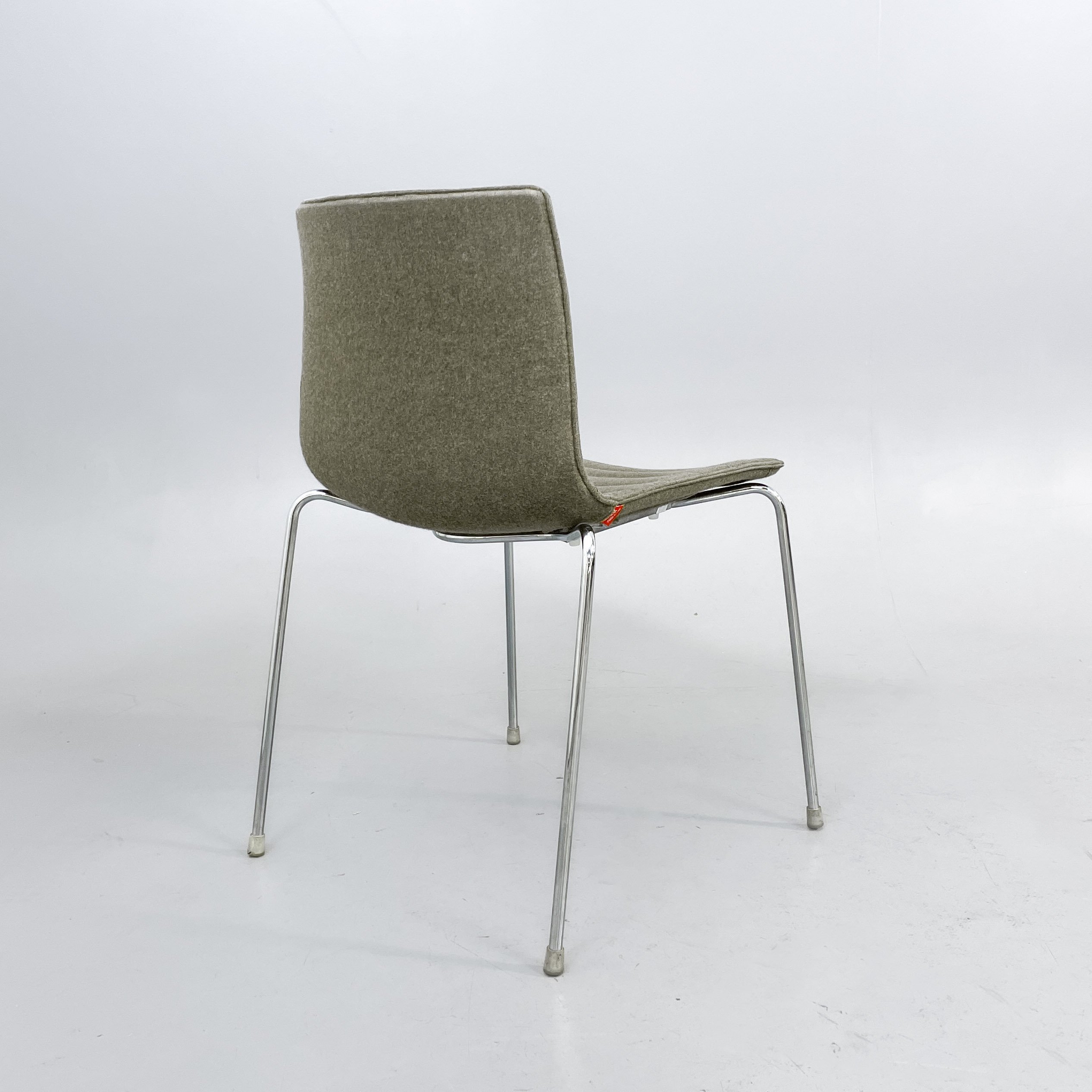Galleribild #4 för Konferensstol Catifa 46 omklädd