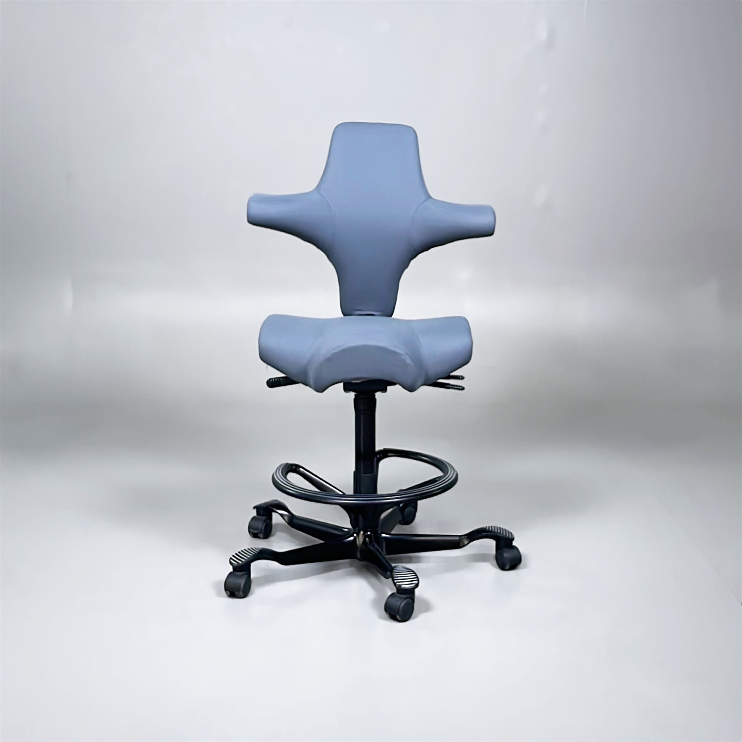 Galleribild #1 för Sadelstol Capisco 8106 omklädd