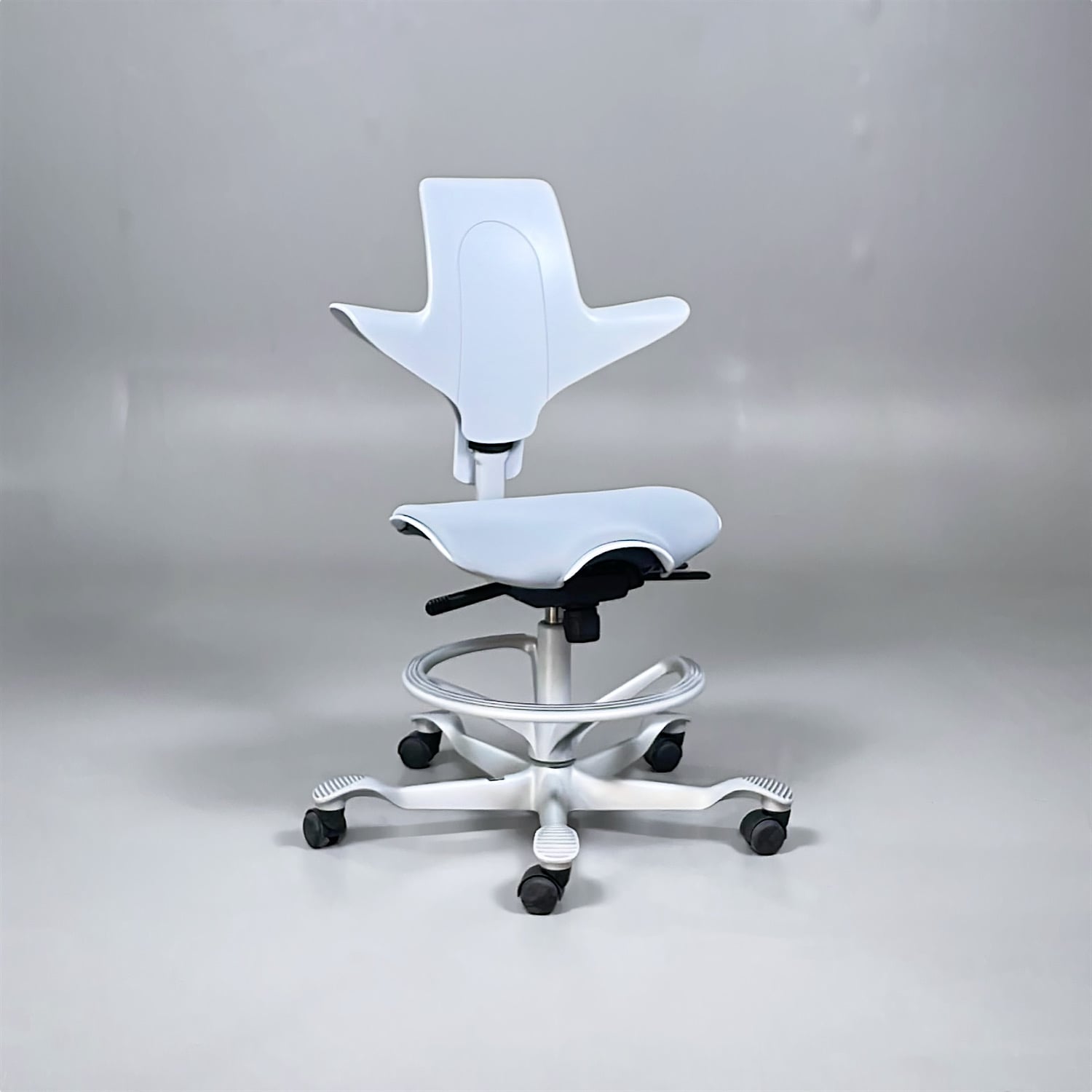 Sadelstol Capisco Puls 8020