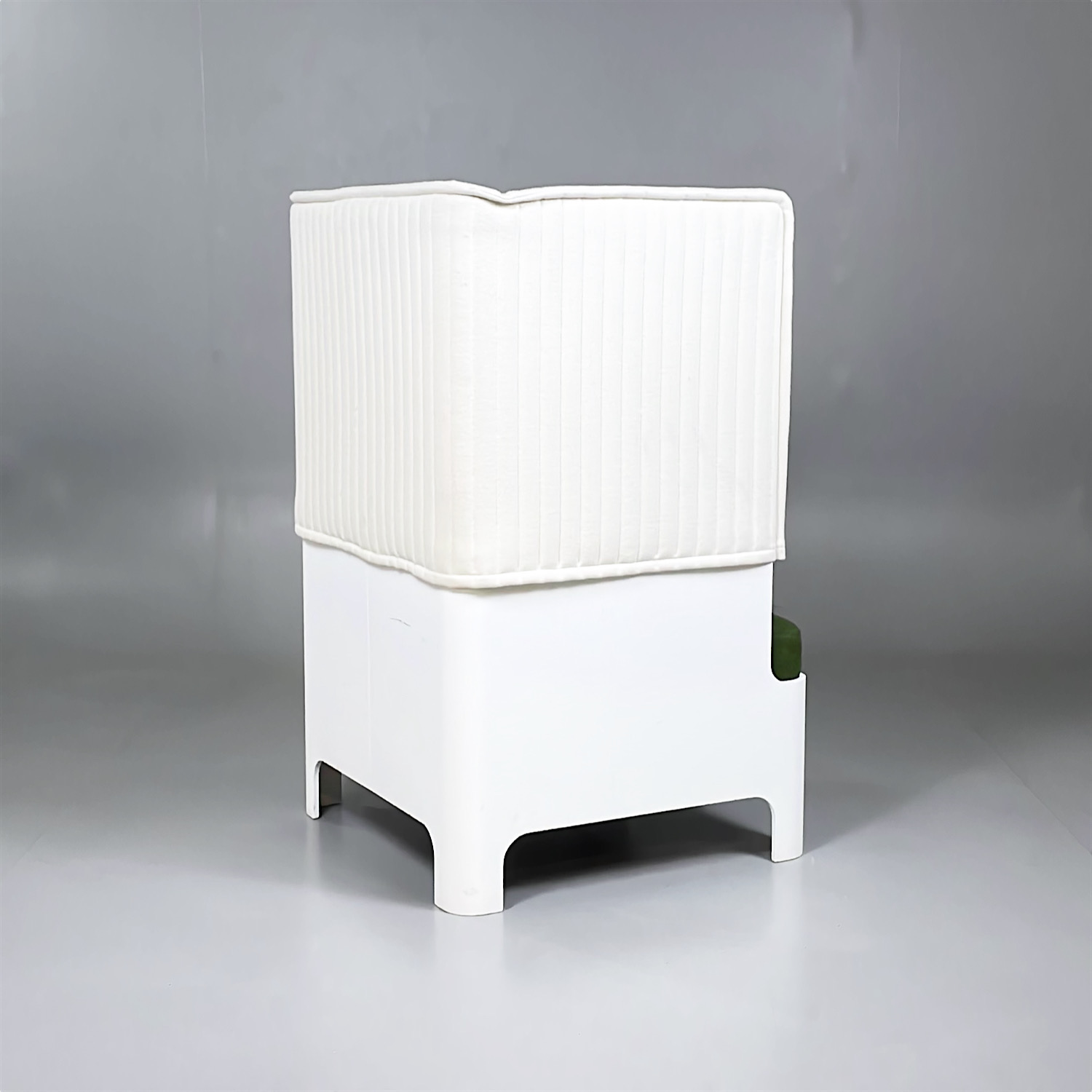 Galleribild #3 för Fåtölj Tyst Koja hög