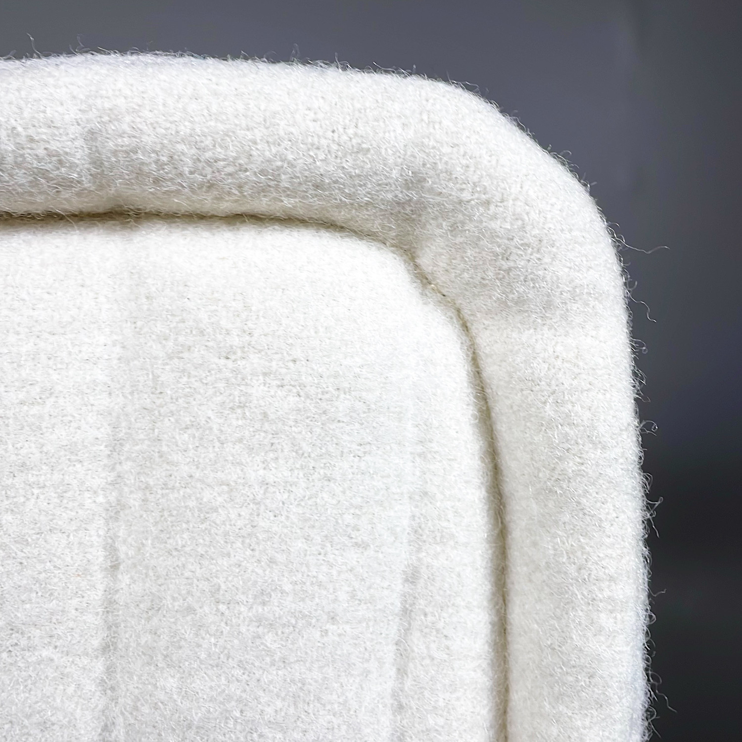 Galleribild #5 för Fåtölj Tyst Koja hög