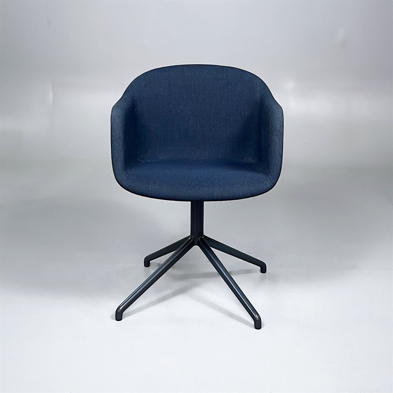 Galleribild #1 för Konferensstol Fiber Armchair