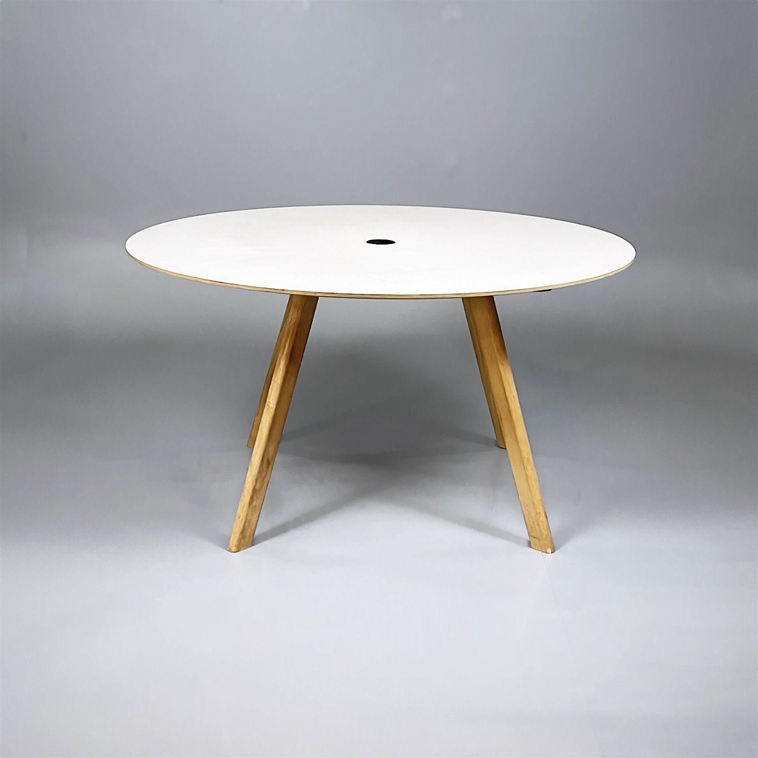 Konferensbord CPH20 Ø1400mm