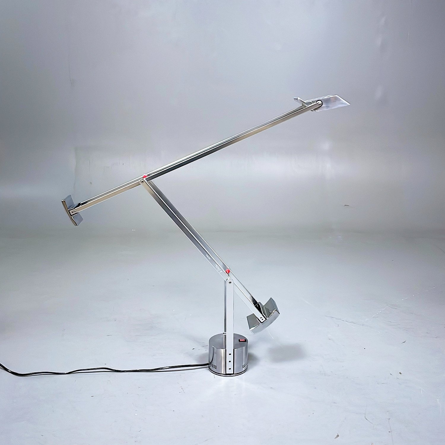 Skrivbordslampa Tizio X30