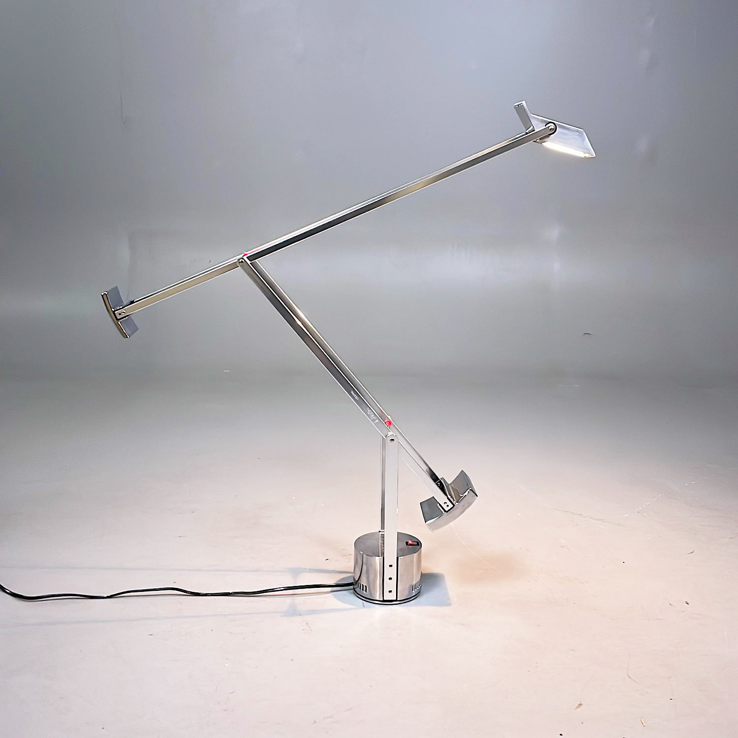 Galleribild #2 för Skrivbordslampa Tizio X30
