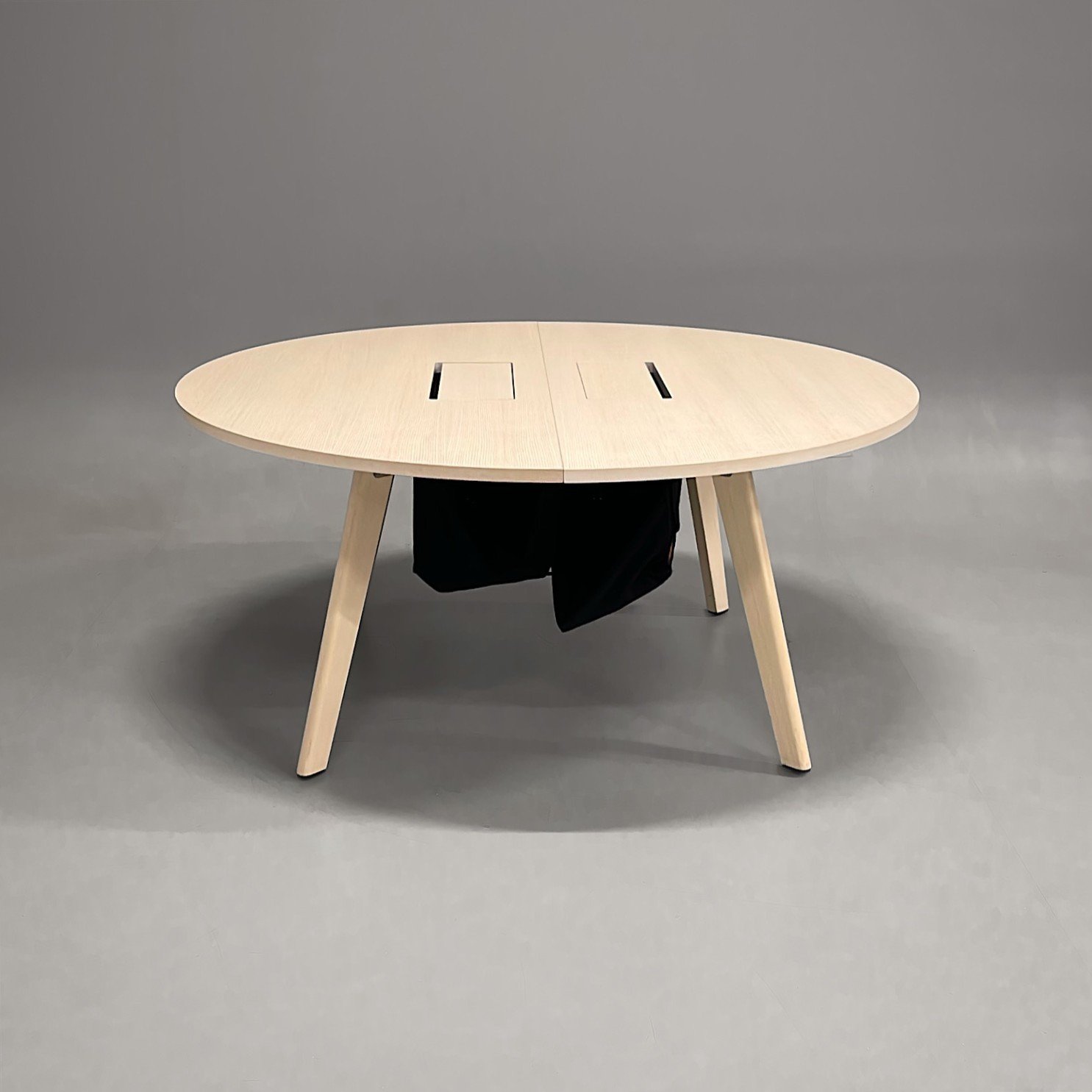 Konferensbord A-serien 1600mm