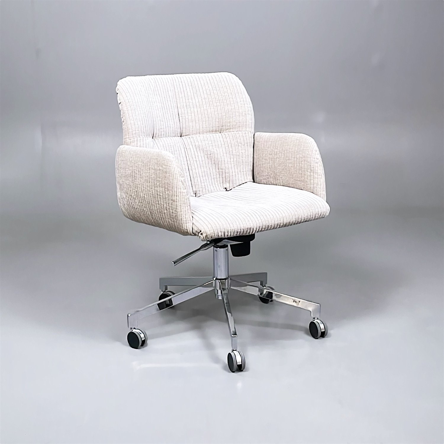 Konferensstol Haddoc Oyster 05-46