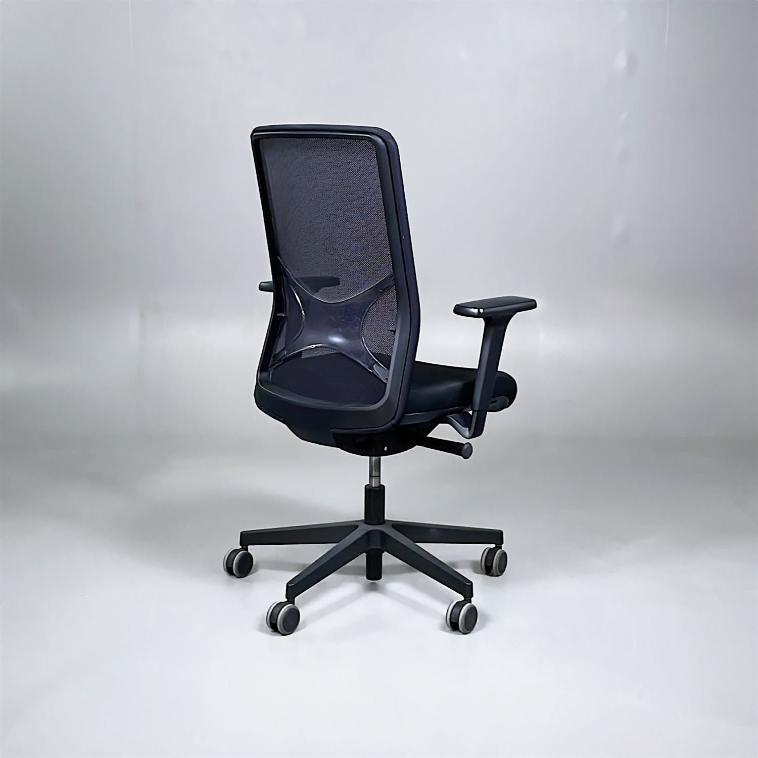 Galleribild #3 för Kontorsstol Wind