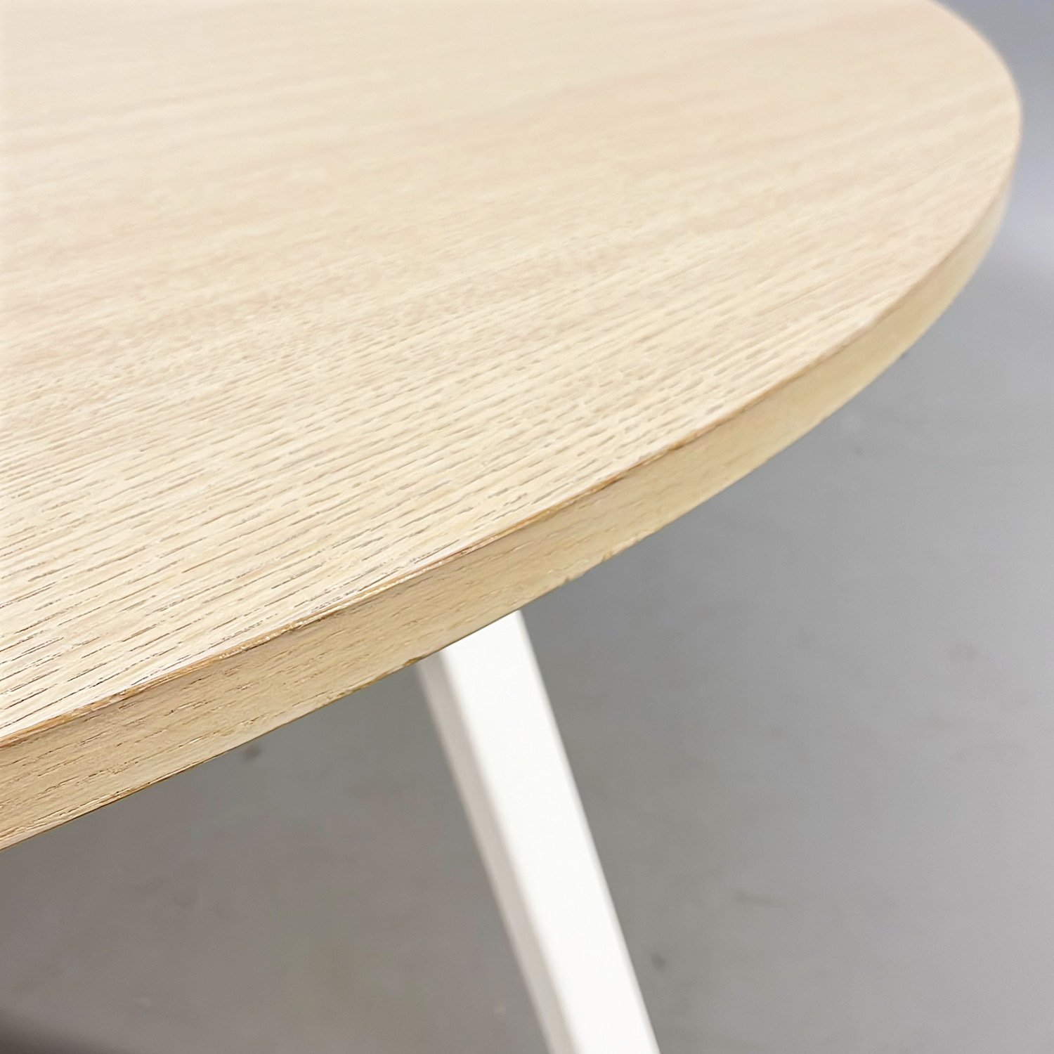 Galleribild #2 för Konferensbord Piece Ø1600mm